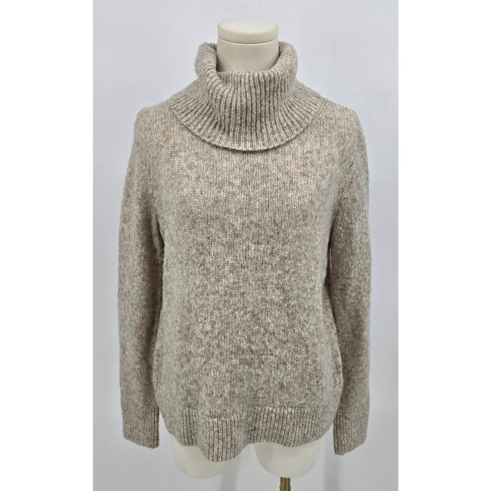 Banana Republic
Beige Marled Cowlneck Sweater